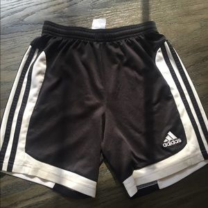 Adidas Boys Girls Soccer Shorts 3 stripe Small 5/6